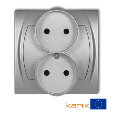 Розетка без заземлення Karlik Logo "сріблястий металлік" 7LGPR-2p (із шторками)